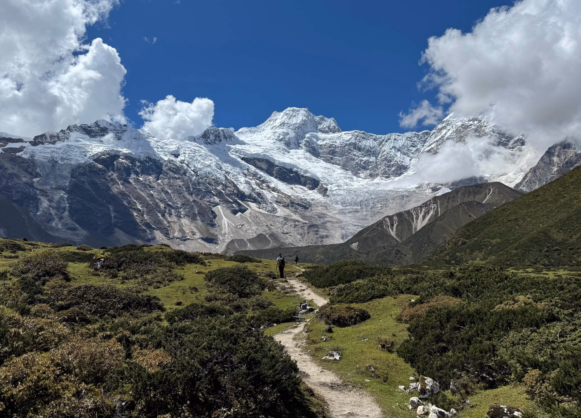 Annapurna vs Manaslu