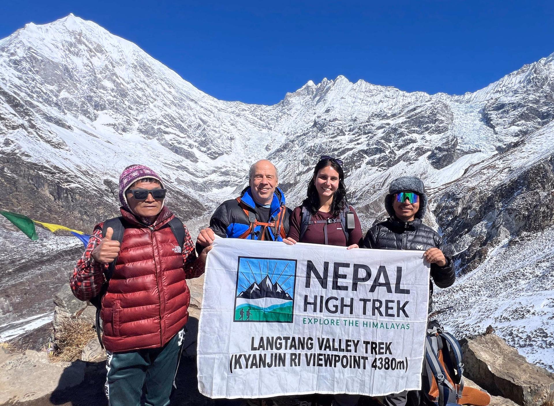 The best kyanjin viewpoint to explore the majestic peaks of Langtnag valley