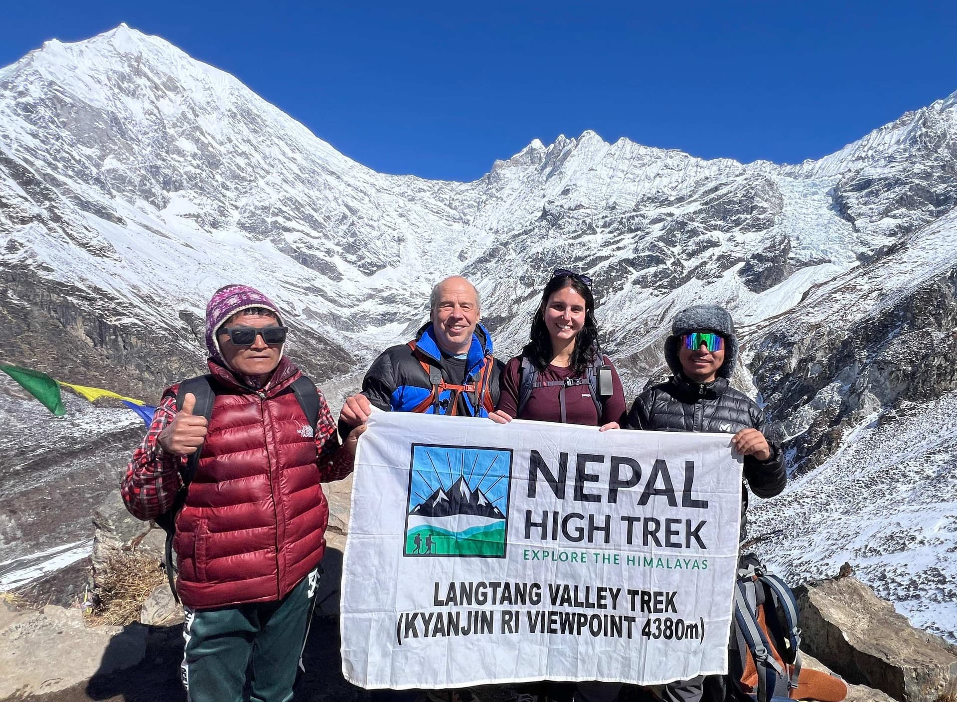 The best kyanjin viewpoint to explore the majestic peaks of Langtnag valley