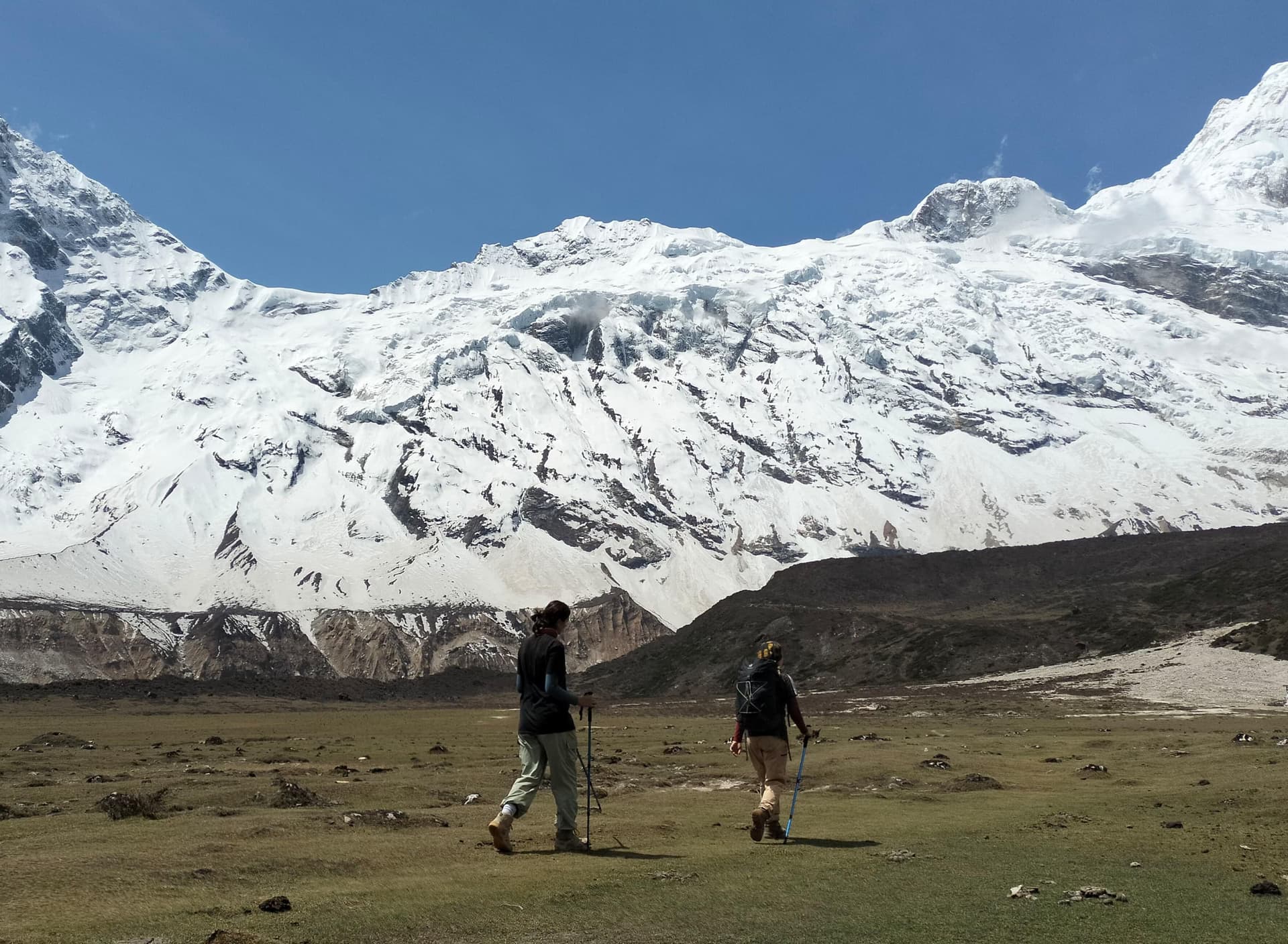 Trek to Dharmasala / Larkya La Phedi (4,460 m) – (9 km - 4/5 hours)