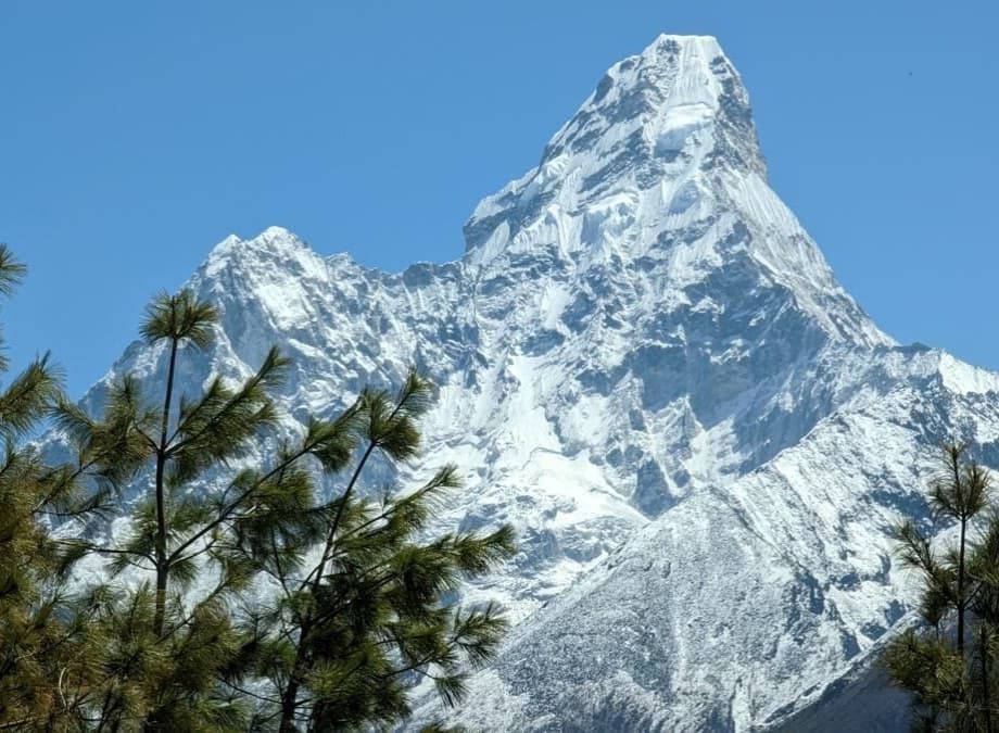 Acclimatization Day and Hike to Hotel Everest View (3880m)