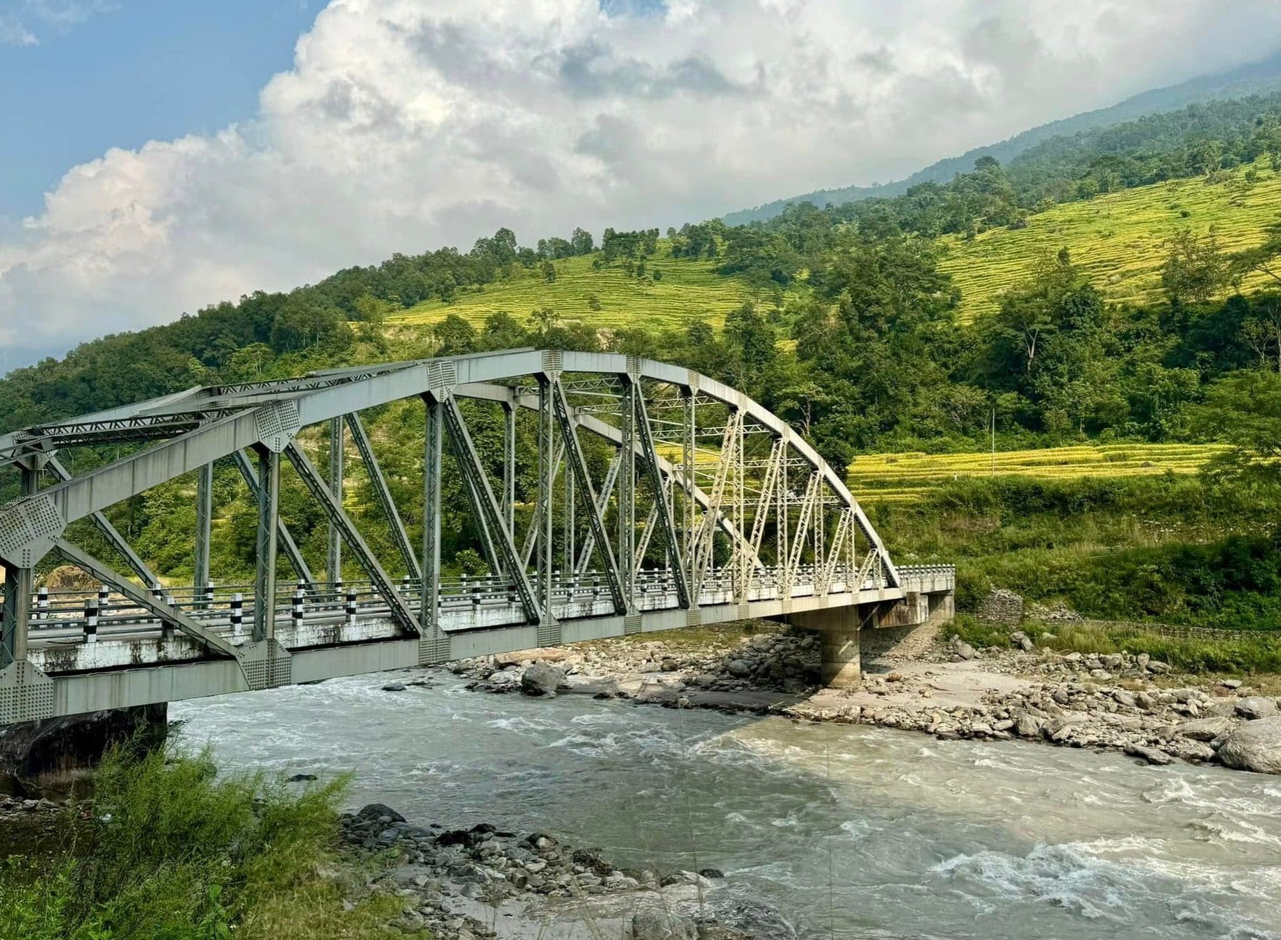 Drive from Kathmandu to MachhaKhola (890 m) (157 Km - 9/10 hours)