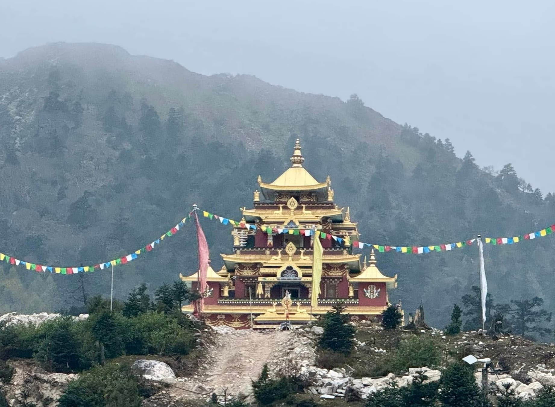 Trek from Namrung village to Shyala (3,500 m) (18 km – 8/9) hours)