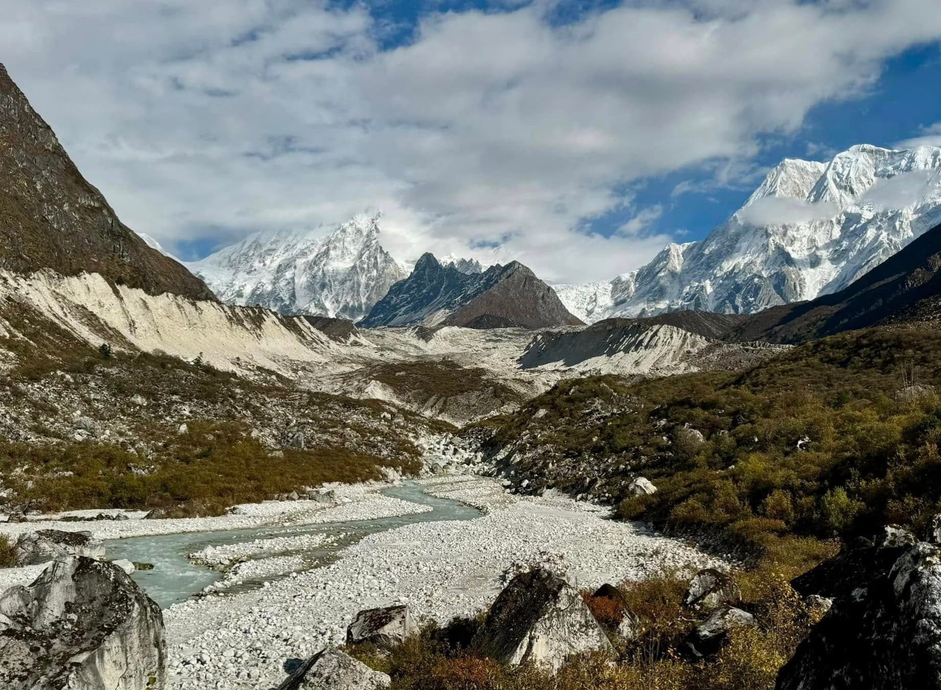 Trek from Bhimthang to Tilje village (2300 m) – 4 hrs - 13km) then drive to Besisahar - 3 Hrs