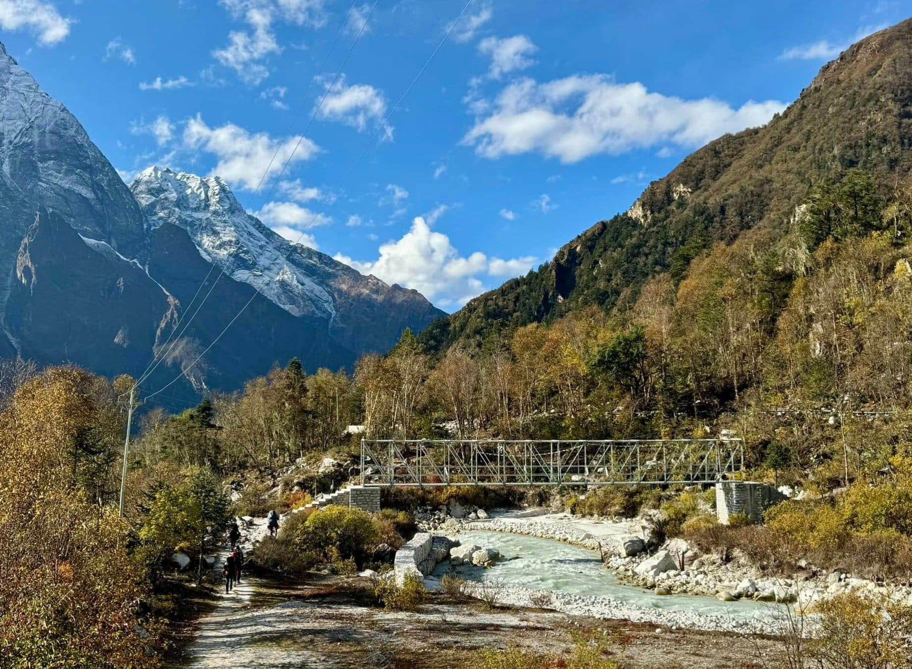 Trek from Bhimthang to Tilje village (2300 m) – 4 hrs - 13km) then drive to Besisahar - 3 Hrs