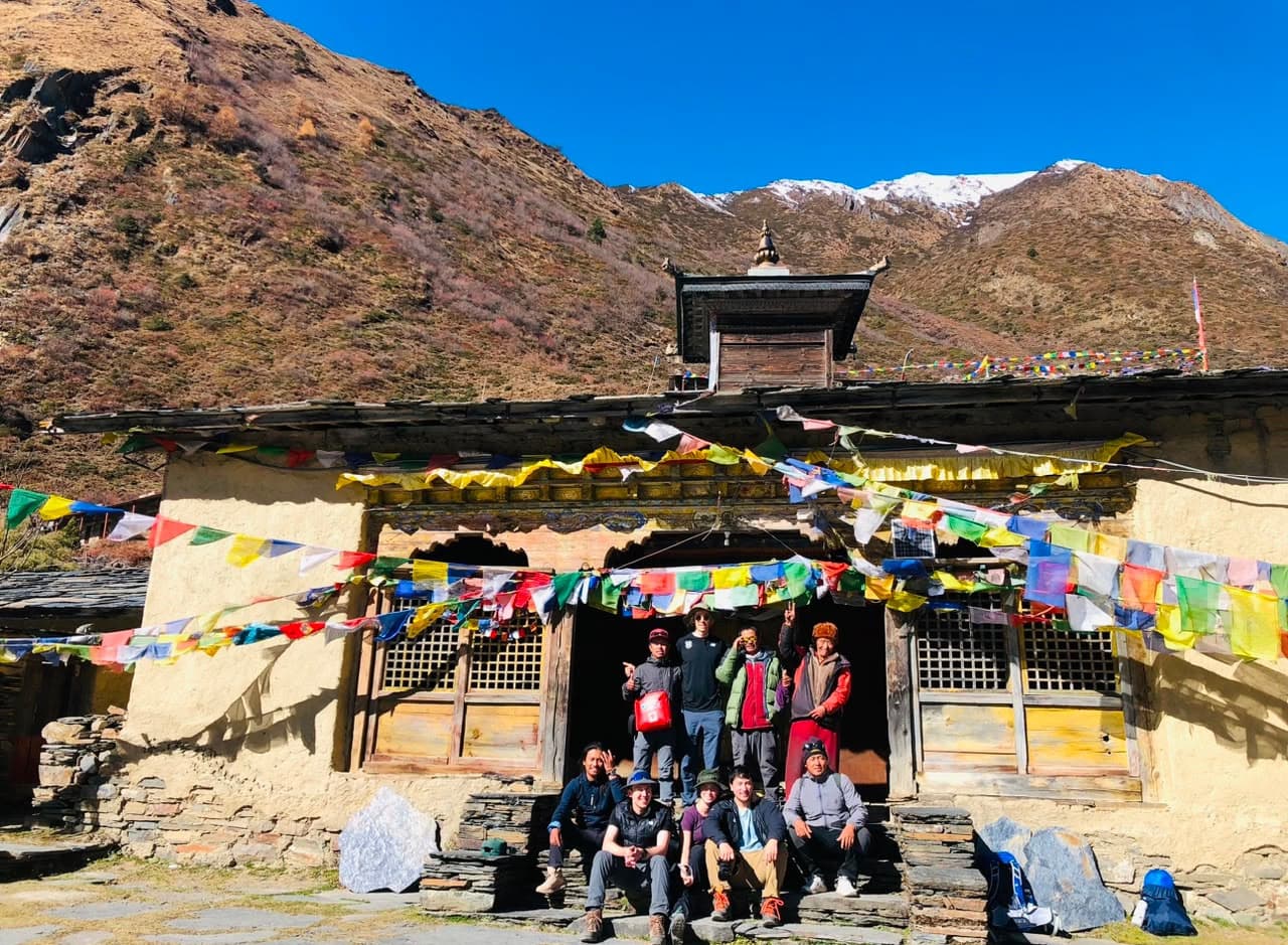 Manaslu Circuit Trekking 12 Days