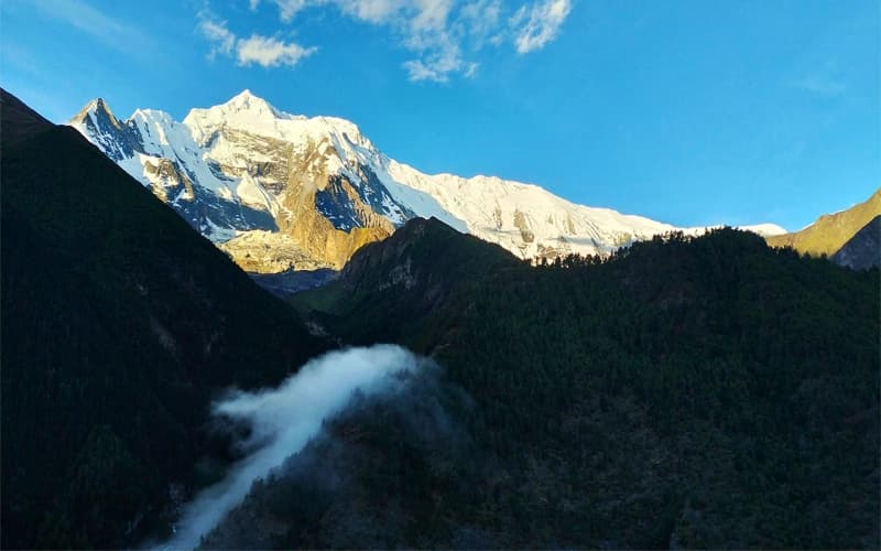Annapurna Circuit Trek 12 Days