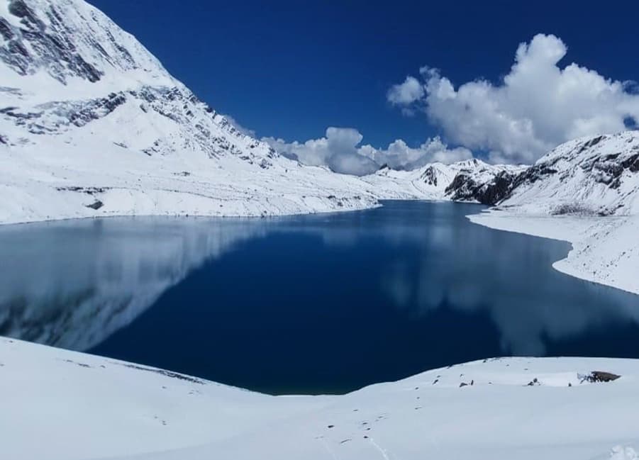 Annapurna Circuit Trek via Tilicho Lake