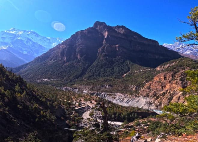 Annapurna Circuit Trek with Upper Mustang