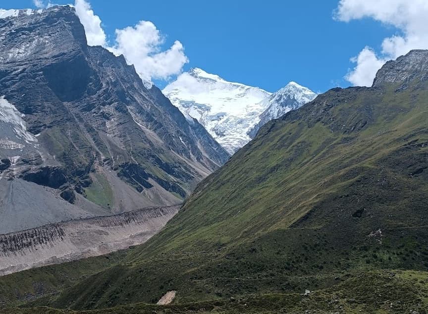 Acclimatization Day Hike to Manaslu Base Camp (4800 m) - (13.5 km - 7/8 hours)