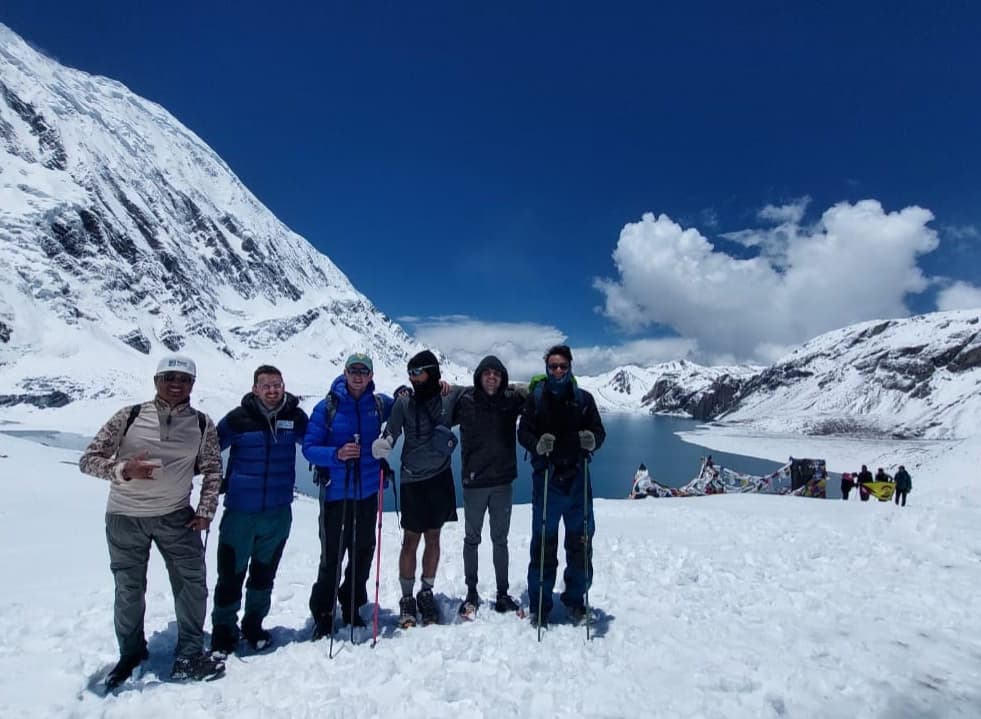 In the early morning visit the world’s highest Tilicho lake and trek to Siri Kharka (4050 m – 7/8 hours.