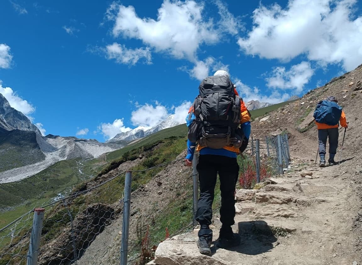 Acclimatization Day Hike to Manaslu Base Camp (4800 m) - (13.5 km - 7/8 hours)