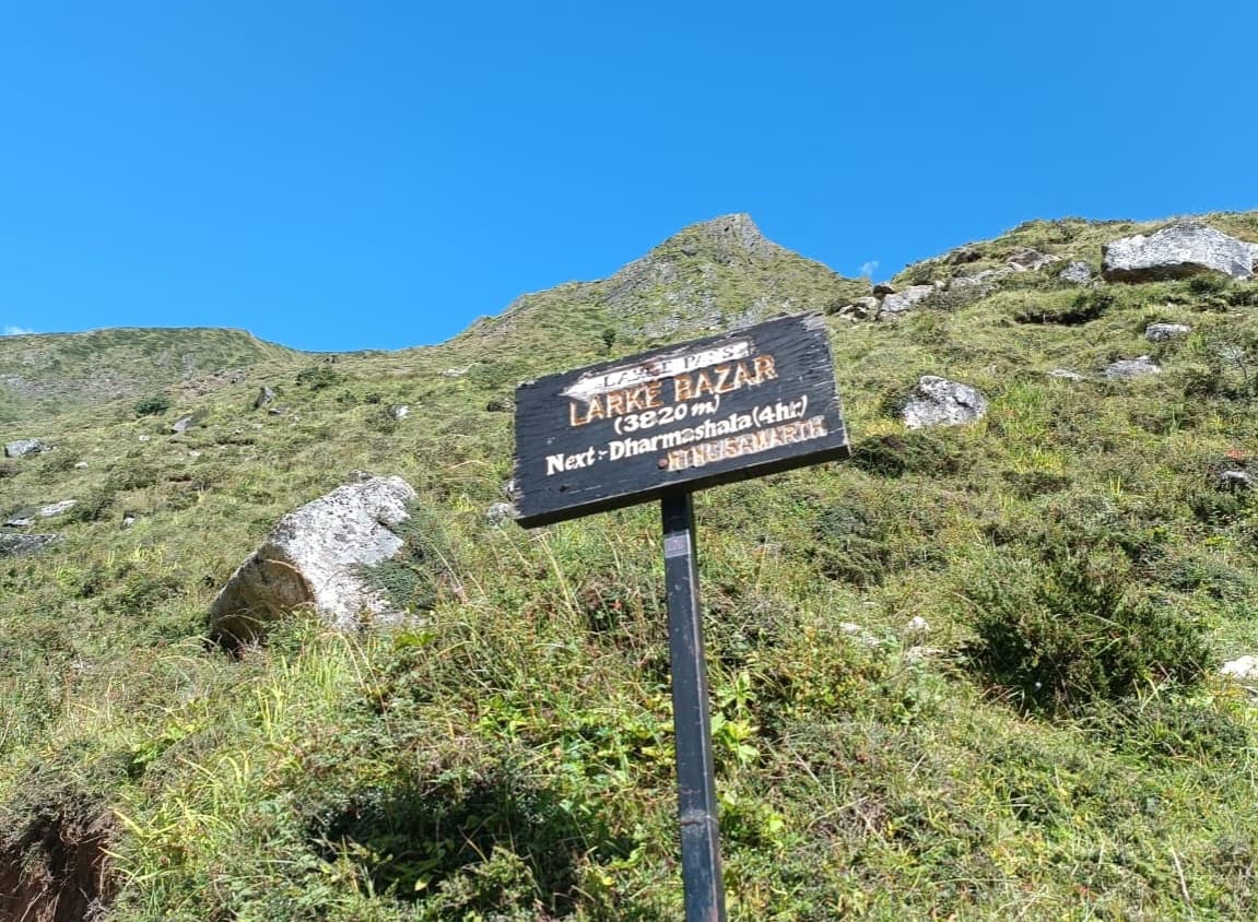 Trek to Dharmasala / Larkya La Phedi (4,460 m) – (9 km - 4/5 hours)
