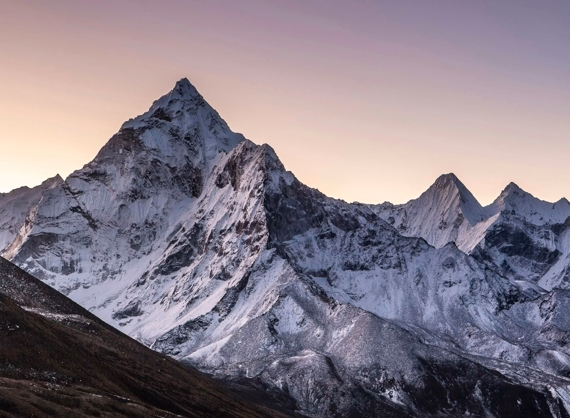 Another rest day at Dingboche for acclimatization and a local hike.