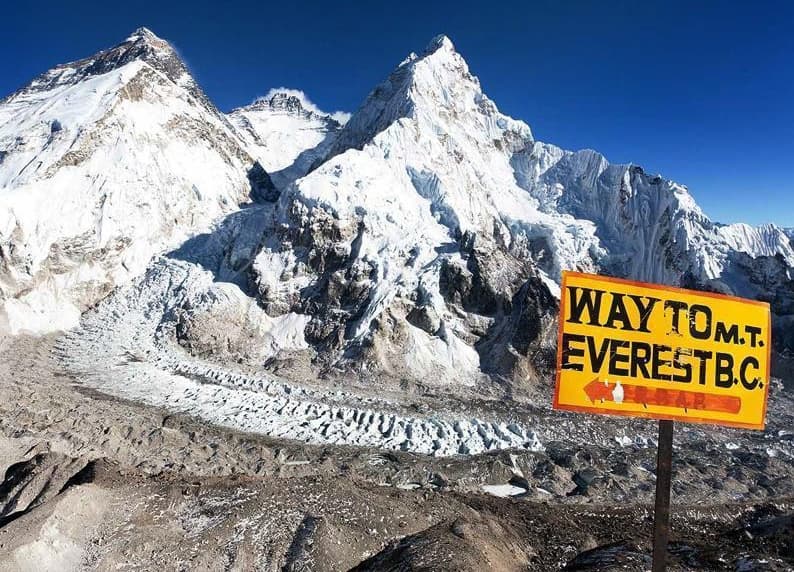 Everest Base Camp VS Annapurna Base Camp