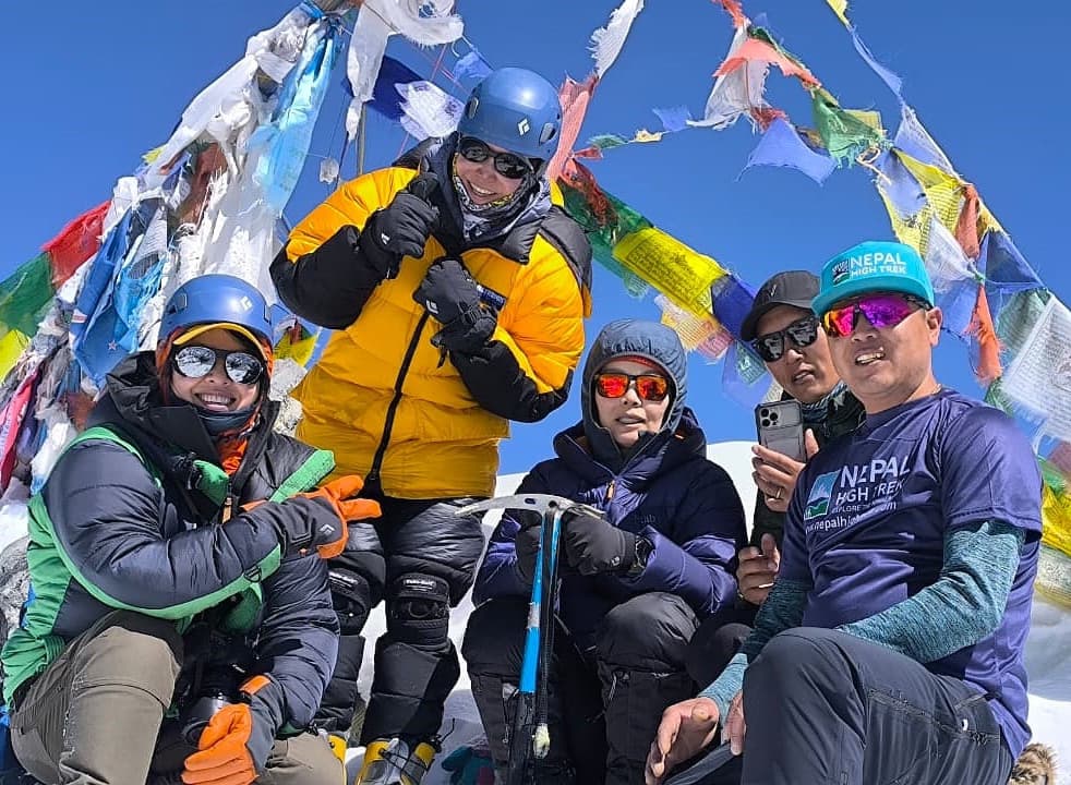 Base Camp to summit the Yala Peak and back to Kyanjin Gompa - 7/8 Hours