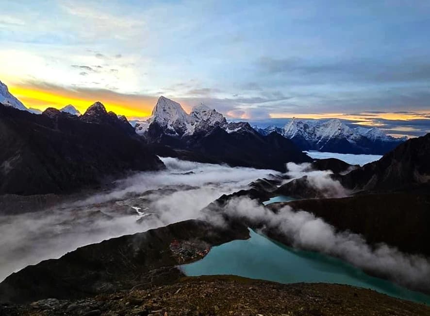 Stunning Gokyo Lake View from Gokyo Ri 5367m