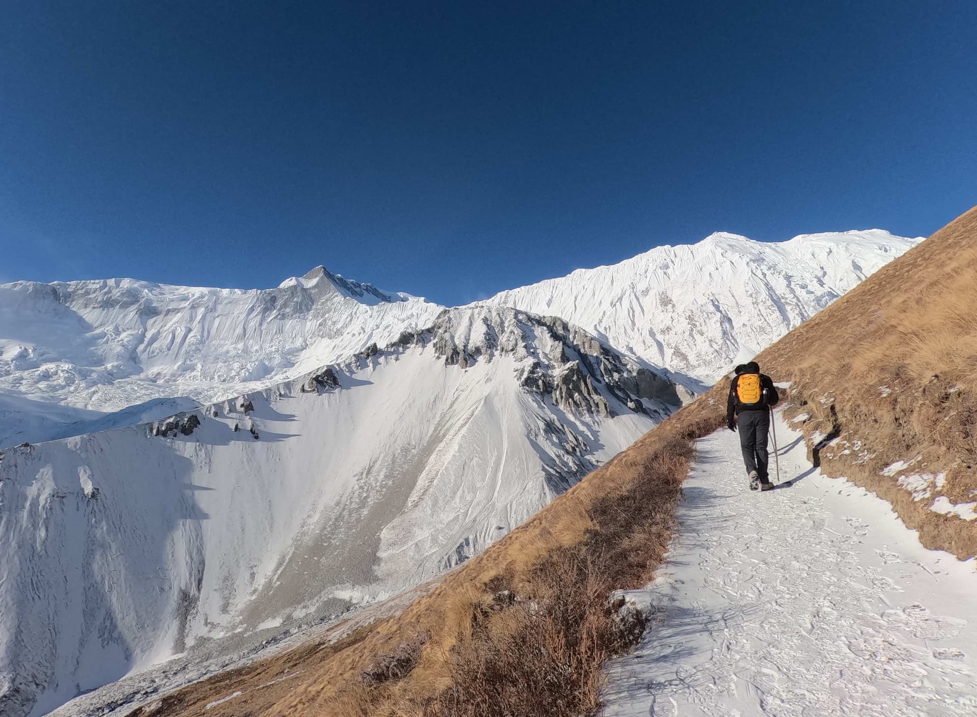 Annapurna Circuit Cycling Tour