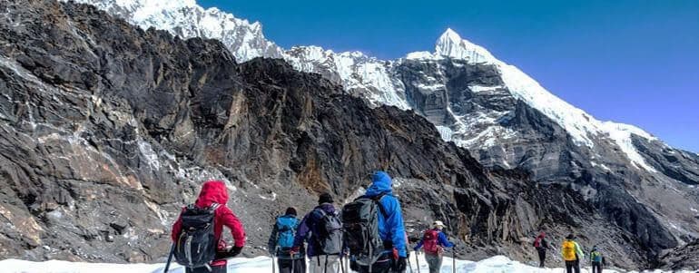 How can do safely travel to Nepal in 2023