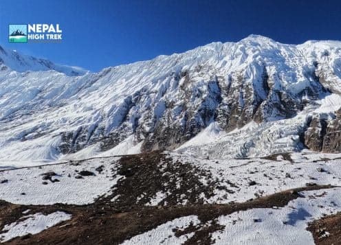 How many days for Annapurna Circuit Trek ?