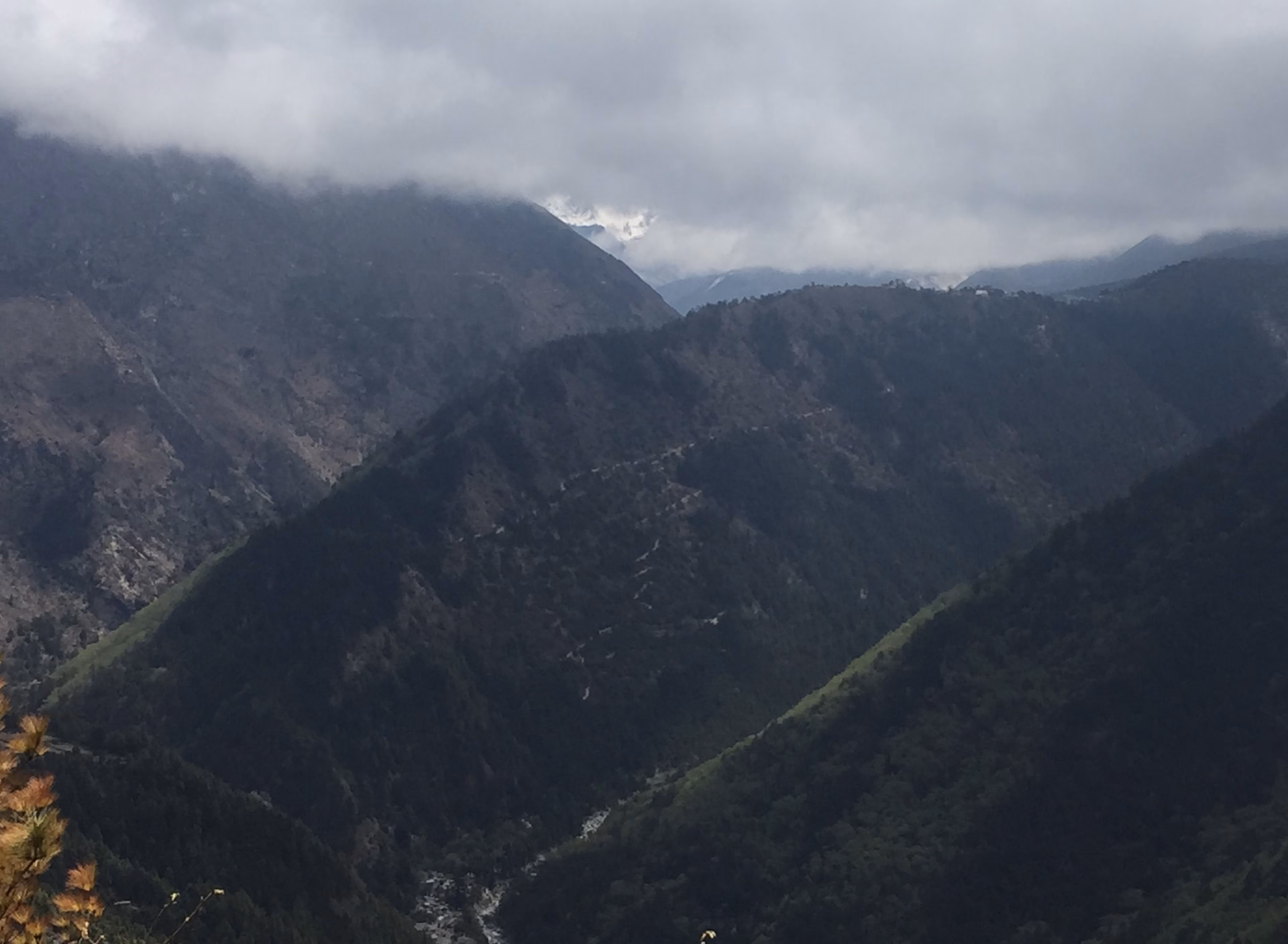 Trek from Dole to Namche Bazar 3,440 m – 6/7 hrs.