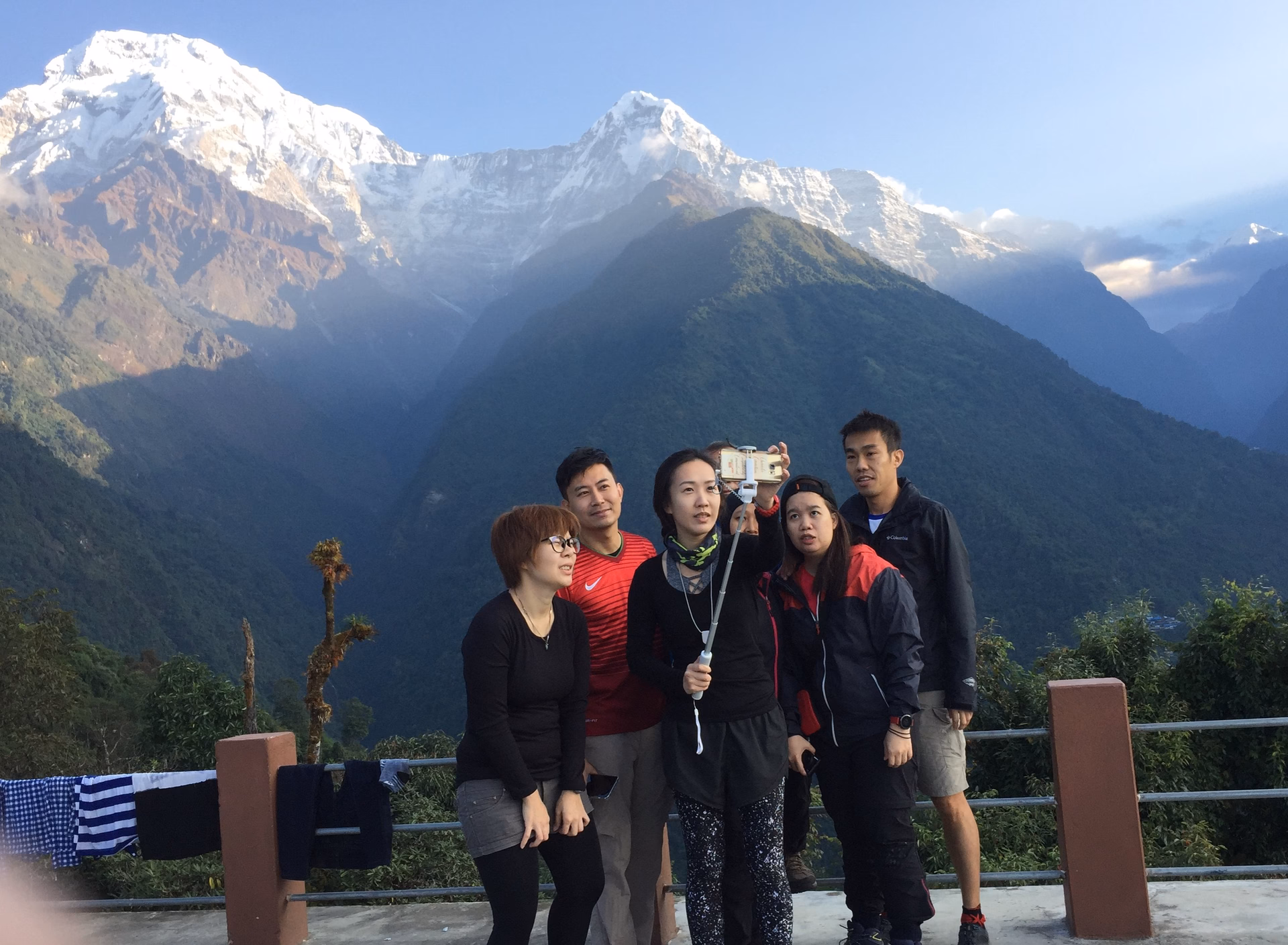 Trek from Ghandrunk to Upper Sinuwa 2345 m – 7/8 hrs.