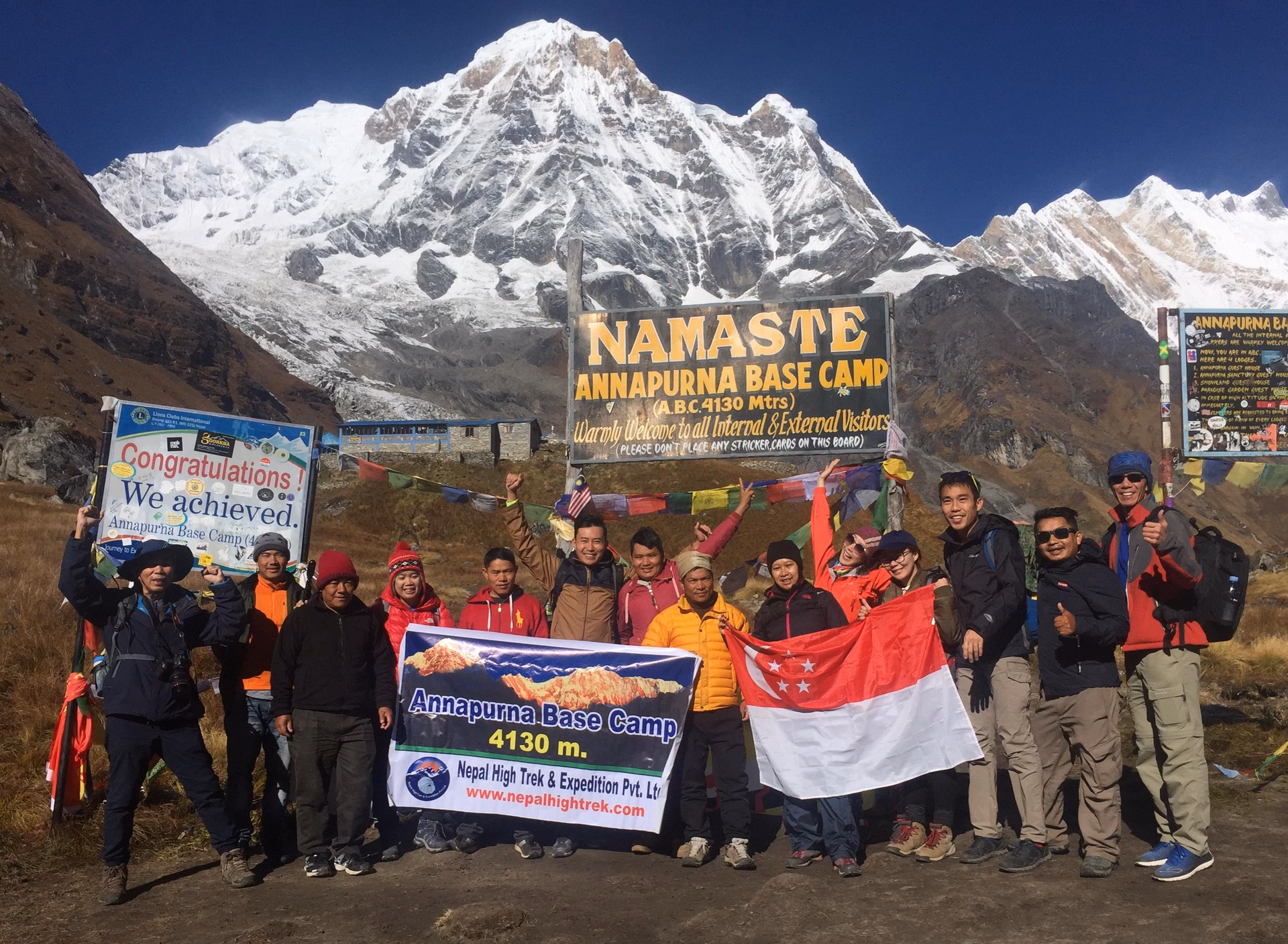 Trek from Annapurna Base Camp to Bamboo 2,335 m – 7/8 hrs