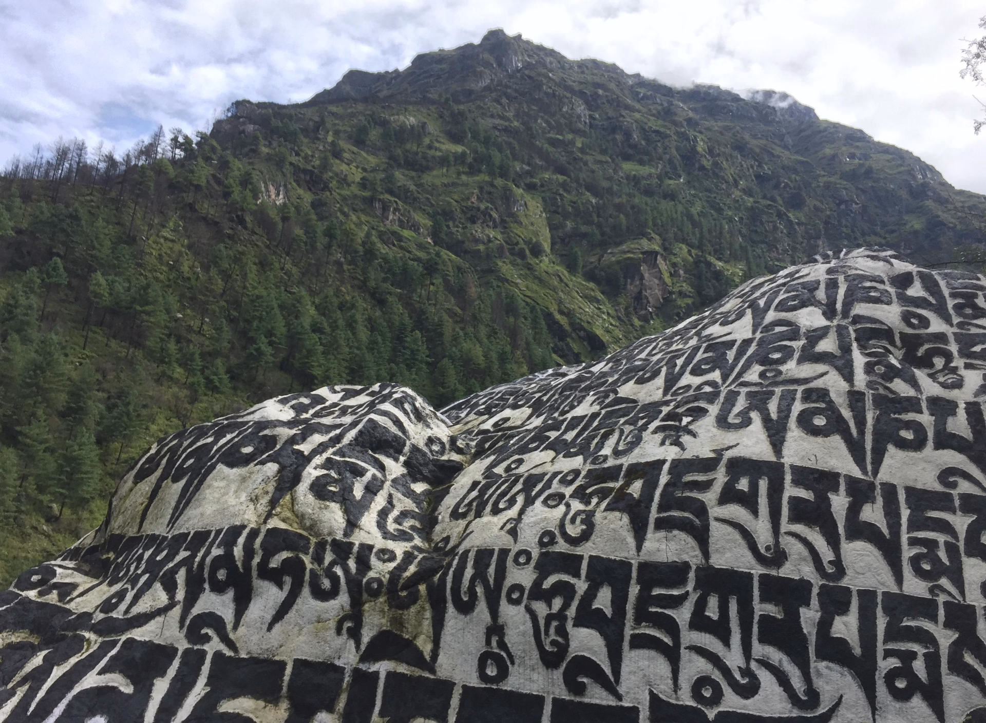 Fly to Lukla 2,860m and trek to Phakding village 2,640 m – 3/4 hrs.