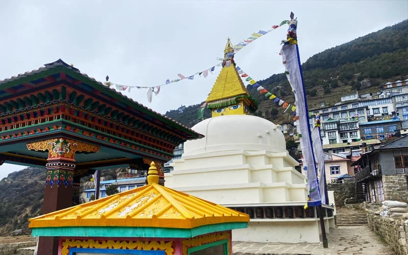 Trek from Phakding to Namche Bazaar (Altitude:3440 m/11286 )10 km - 7/8 Hours