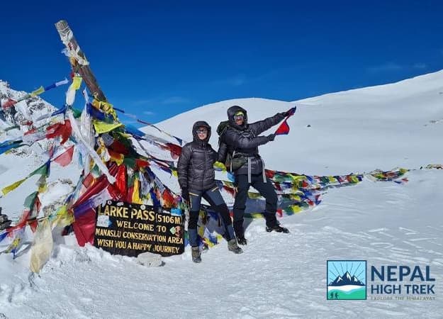 Which season is best for Manaslu Circuit Trek