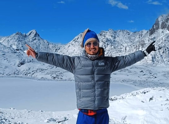 Gosainkunda Lake 4300m
