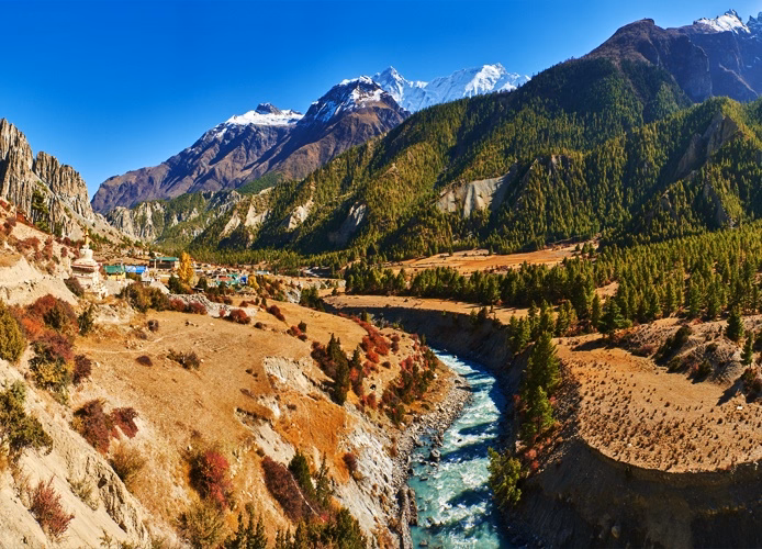 annapurna-circuit-trek-info.avif
