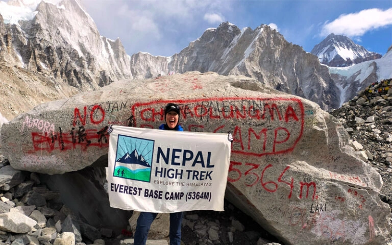 everest-base-camp-nepal-768x480-1.webp