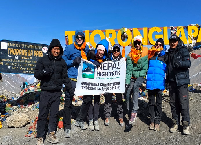thorong-la-pass-5416m-1.avif