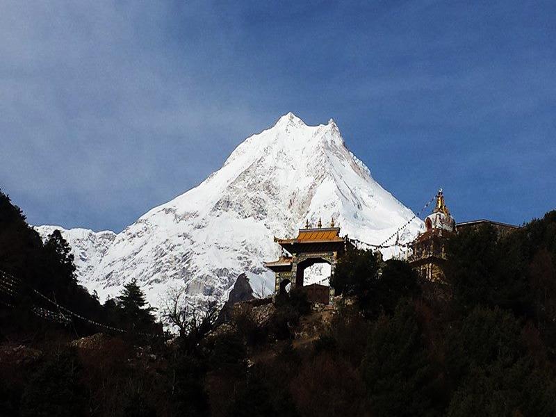 Manaslu Trekking