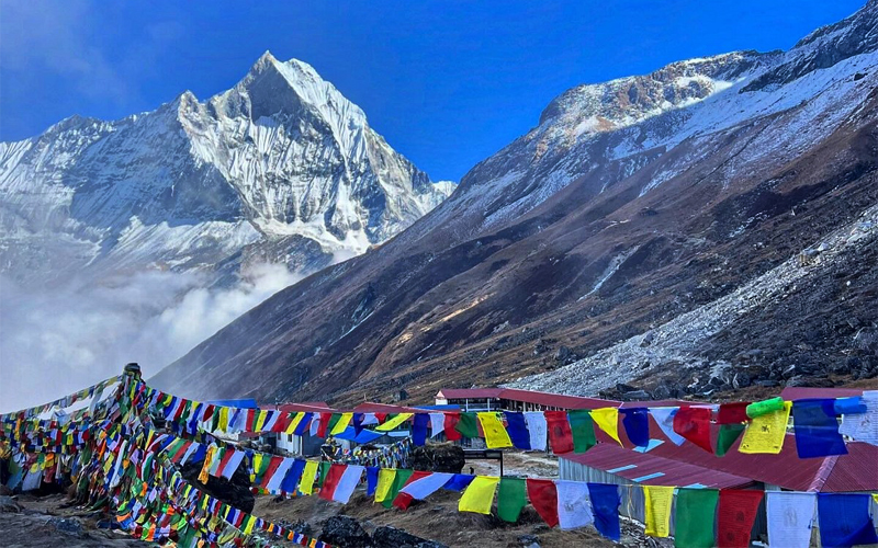 Stunning view of Mount Machhapuchhre