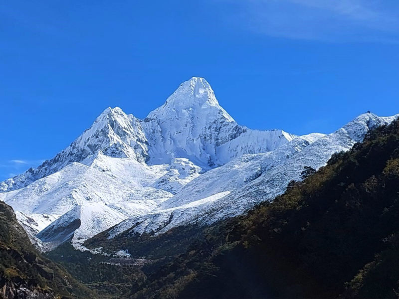 when is the best time trek to nepal