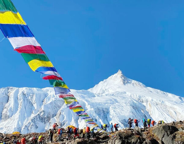 Manaslu Circuit Group Joining Trek