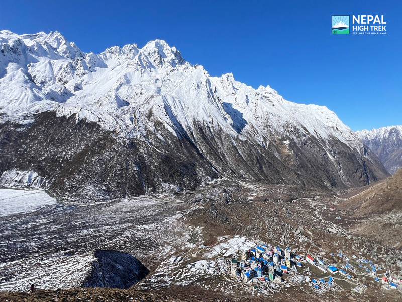 Kyanjin Gompa 3870m