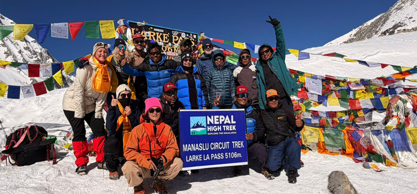Can you trek Manaslu Circuit without a guide